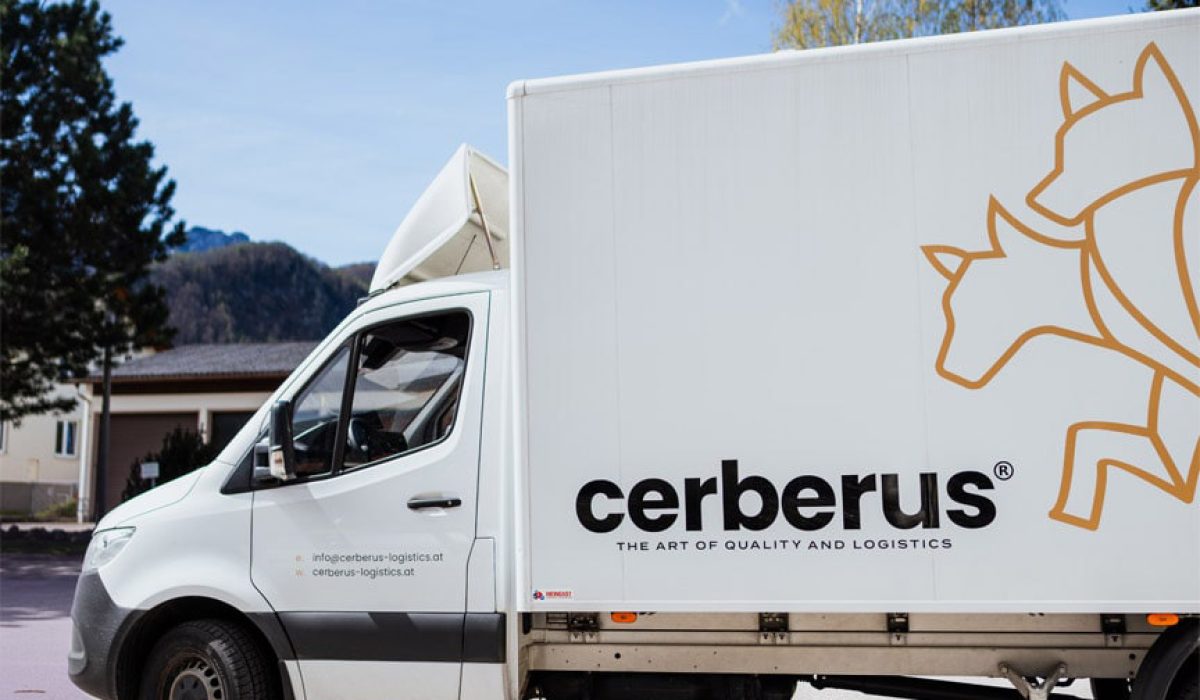 cerberus-abnehmen-im-liegen